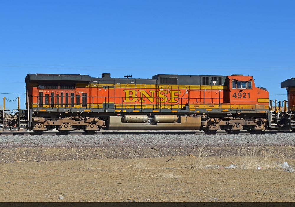 BNSF 4921